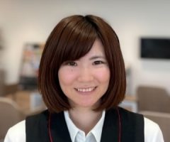 望月 麻衣
